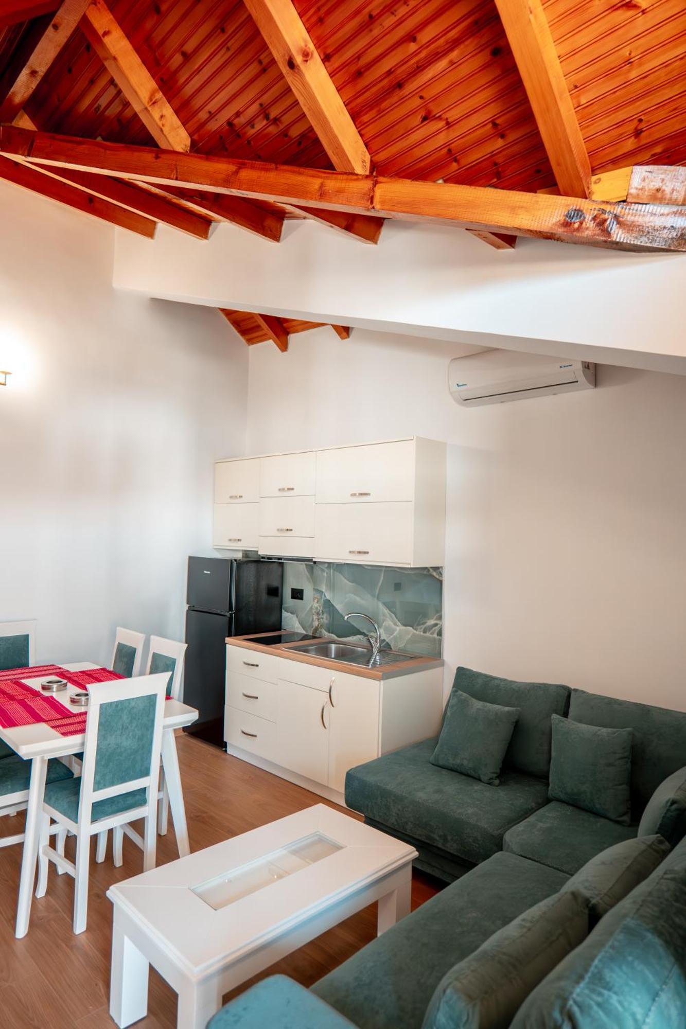 Fabio Guest House Gjirokastër Buitenkant foto